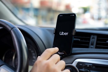 PARANÁ: MÉDICO DETENIDO POR ACOSO SEXUAL EN VIAJES DE UBER