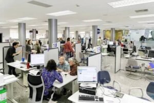 EMPLEADOS PÚBLICOS NACIONALES: HABRÁ AUMENTOS ESCALONADOS HASTA DICIEMBRE Y UN BONO DE $80.000