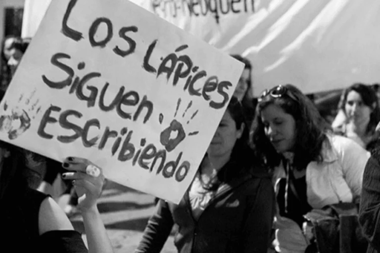 A 50 AÑOS DE LA NOCHE DE LOS LÁPICES, HABRÁ UN FESTIVAL CULTURAL EN PLAZA SÁENZ PEÑA