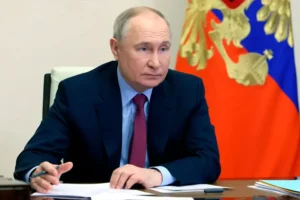 RUSIA UNIDA SE IMPONE EN LAS LEGISLATIVAS DE RUSIA Y SUPERA EL 57% DE LOS VOTOS