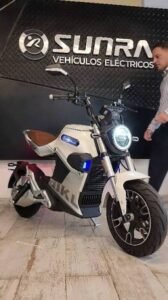 VEHÍCULOS ELÉCTRICOS: UNA ALTERNATIVA DE MOVILIDAD QUE GANA TERRENO EN PARANÁ