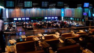 EL RIESGO PAÍS SUPERÓ LOS 600 PUNTOS Y ALCANZÓ SU NIVEL MÁS ALTO DESDE ABRIL