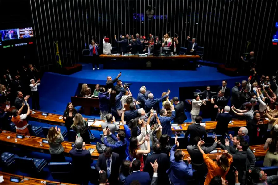 BRASIL APROBÓ UNA REFORMA PARA REDUCIR LA JORNADA LABORAL A 40 HORAS SEMANALES